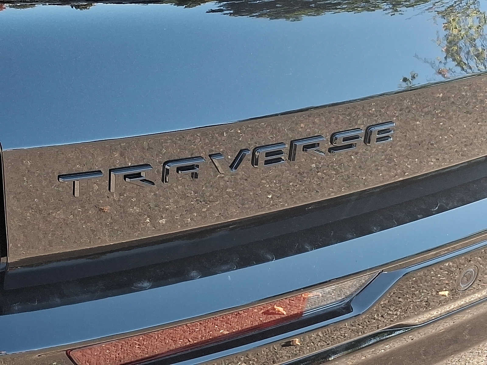New 2027 Chevrolet Traverse RS FWD image 11