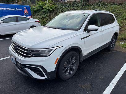 Used 2022 Volkswagen Tiguan SE