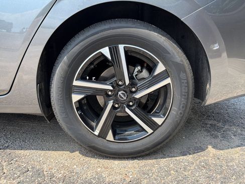 Used 2025 Nissan Sentra SV FWD image 20