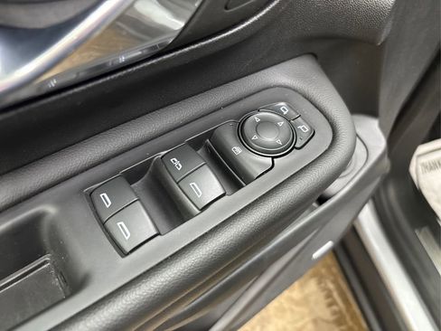 Used 2023 GMC Terrain Denali w/ Denali Premium Package image 40