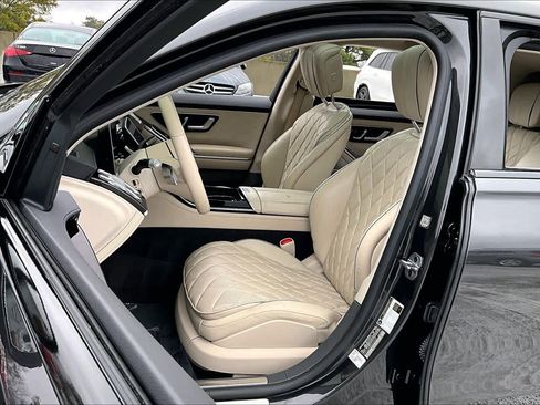 Used 2022 Mercedes-Benz S 500 4MATIC image 7