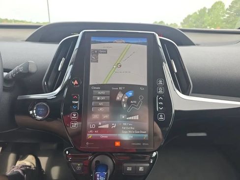 Used 2021 Toyota Prius Limited FWD image 26