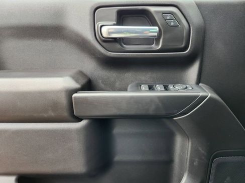 Certified 2023 Chevrolet Silverado 1500 Custom Trail Boss w/ LPO, Dark Essentials Package AWD/4WD image 5