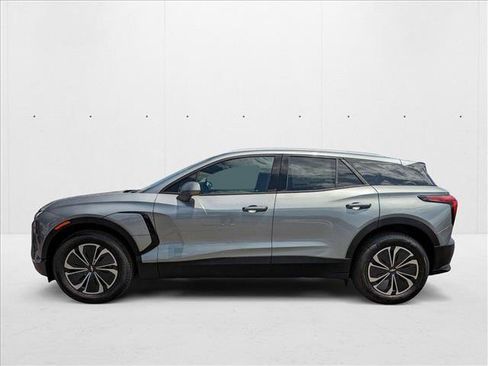 New 2025 Chevrolet Blazer EV LT image 5