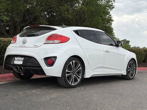 Used 2016 Hyundai Veloster Turbo w/ Option Group 04 FWD image 3