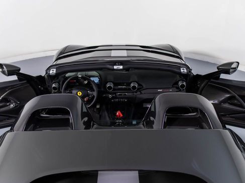 Used 2024 Ferrari 812 Competizione A image 22