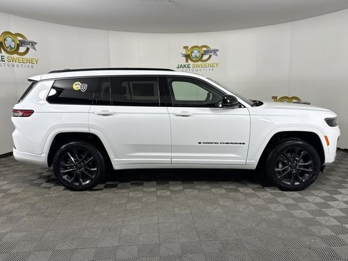 New 2026 Jeep Grand Cherokee L Limited AWD/4WD image 11