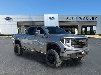 Used 2023 GMC Sierra 1500 Elevation