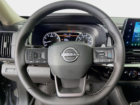 New 2026 Nissan Pathfinder SV image 12