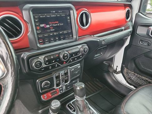 Used 2021 Jeep Gladiator Rubicon AWD/4WD image 20