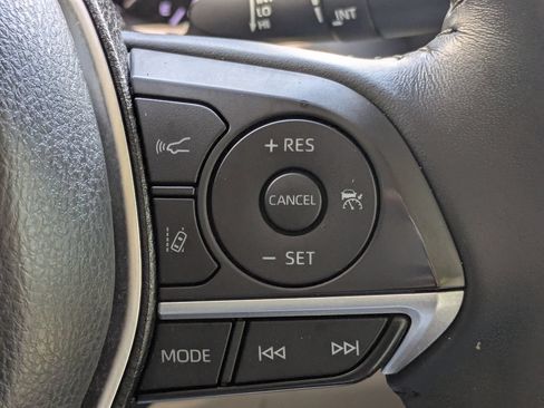 Used 2021 Toyota Camry XLE w/ Navigation Package FWD image 24