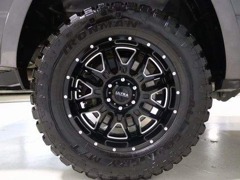 Used 2019 RAM 1500 Laramie image 74