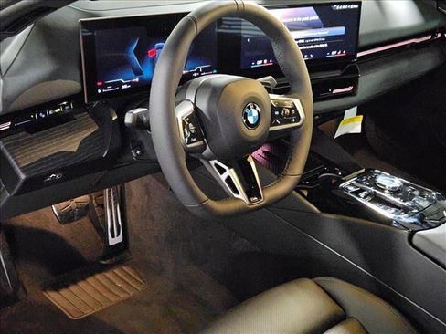 New 2026 BMW 530i w/ Executive Package image 3