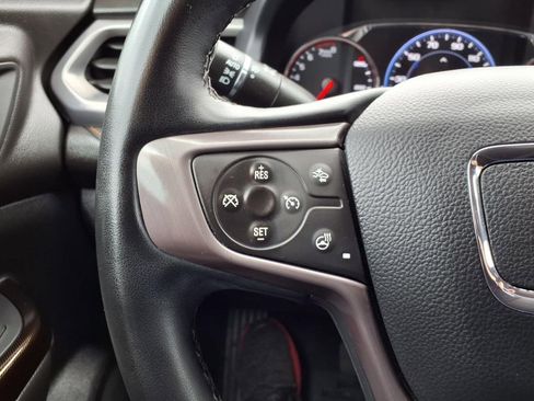 Used 2023 GMC Acadia AT4 w/ Technology Package image 12