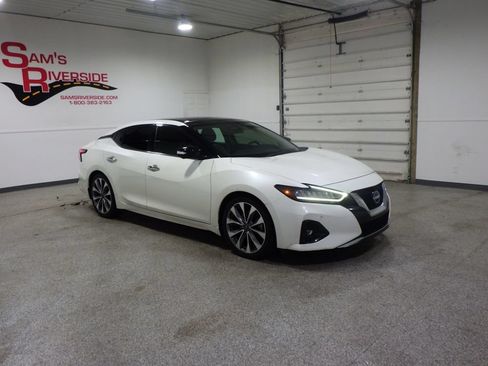 Used 2023 Nissan Maxima Platinum w/ Sport Mat Group FWD image 5