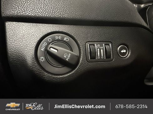 Used 2021 Dodge Charger R/T w/ Blacktop Package image 18