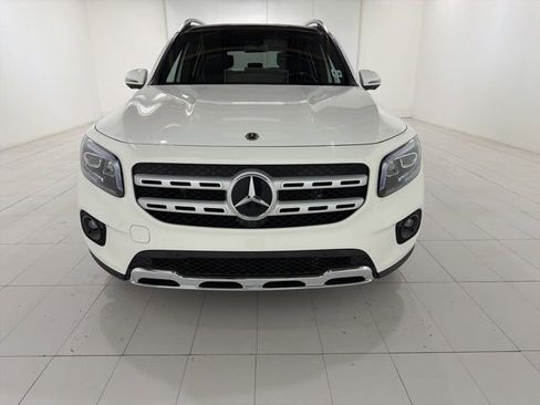 Used 2021 Mercedes-Benz GLB 250 4MATIC image 8