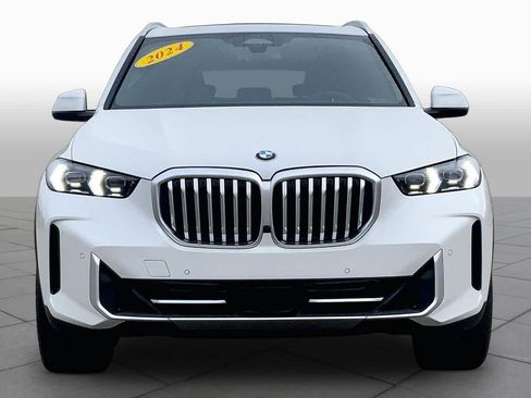 Used 2024 BMW X5 sDrive40i w/ Premium Package RWD image 3