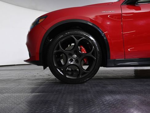 Used 2025 Alfa Romeo Stelvio Sprint w/ Veloce Package AWD/4WD image 24