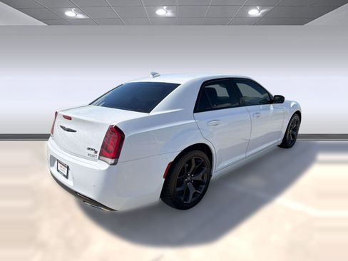 Used 2021 Chrysler 300 S image 8