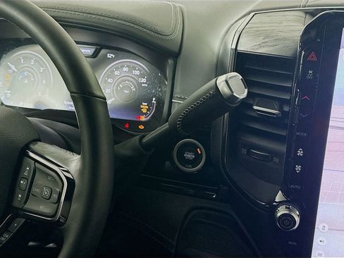 New 2026 RAM 2500 Limited w/ Towing Technology Group image 12