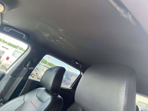 Used 2024 Jeep Compass Trailhawk AWD/4WD image 5