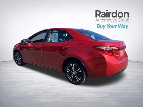 Used 2019 Toyota Corolla LE w/ LE Premium Package FWD image 5