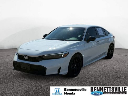 Used 2025 Honda Civic Sport image 1