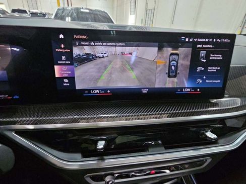 Used 2023 BMW X7 M60i w/ Executive Package AWD/4WD image 11