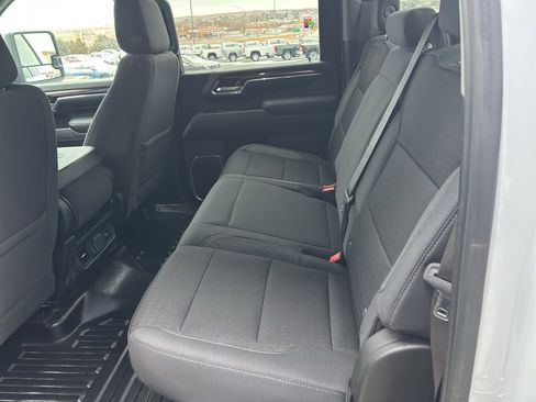 Used 2024 GMC Sierra 3500 SLE w/ SLE Convenience Package image 12