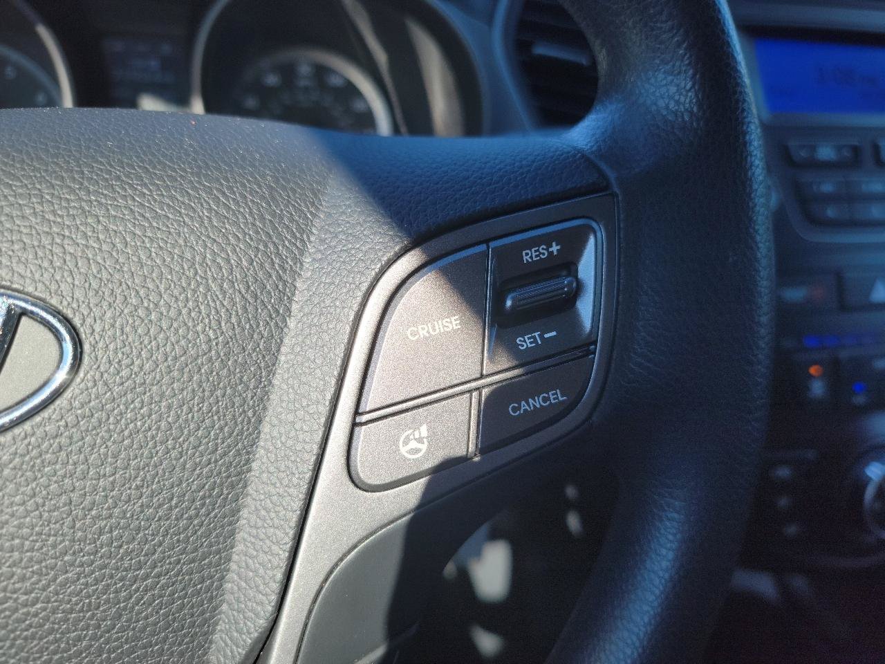 Used 2015 Hyundai Santa Fe Sport AWD/4WD image 15