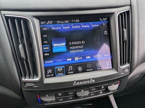 Used 2020 Maserati Levante S GranSport image 11