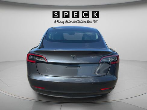 Used 2019 Tesla Model 3 RWD image 4