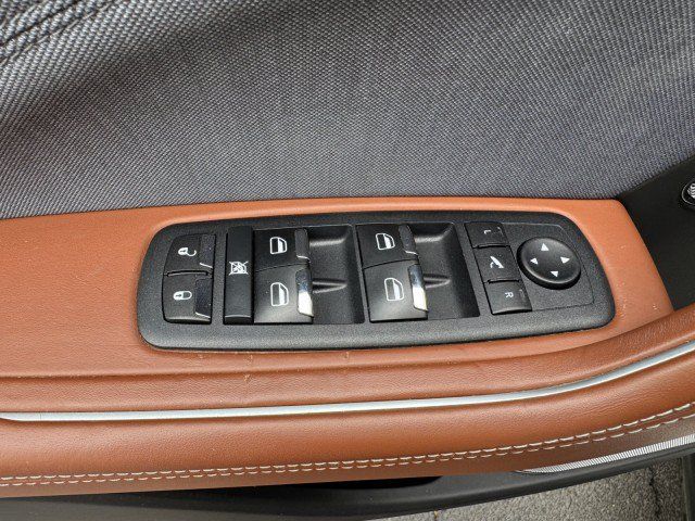 Used 2017 Maserati Levante S AWD/4WD image 21
