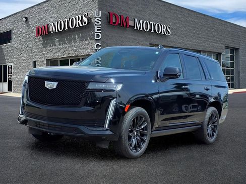 Used 2023 Cadillac Escalade Sport Platinum w/ LPO, ONYX Package AWD/4WD image 1