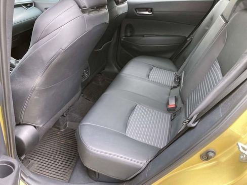 Used 2024 Toyota Corolla Cross AWD Hybrid w/ Convenience Package image 9
