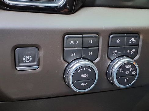 New 2026 GMC Sierra 1500 Denali AWD/4WD image 15