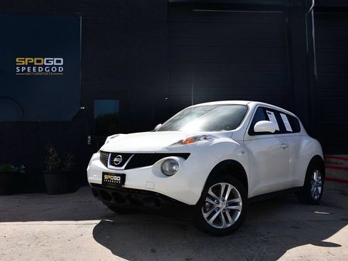 Used 2014 Nissan Juke S AWD/4WD image 1