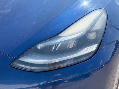 Used 2021 Tesla Model Y Performance AWD/4WD image 9