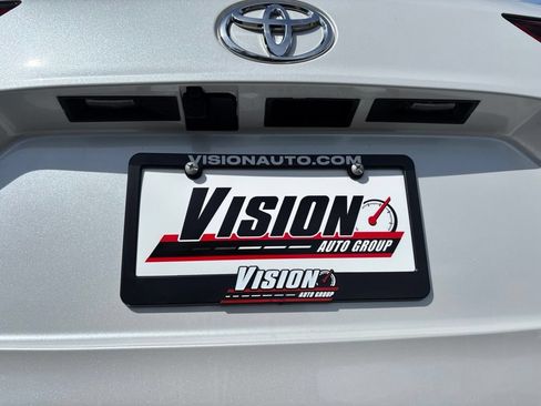 Used 2024 Toyota Highlander XSE AWD/4WD image 14
