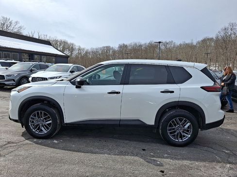 Certified 2025 Nissan Rogue S image 25