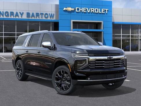New 2026 Chevrolet Suburban Premier RWD image 9