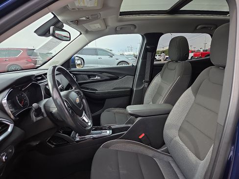 Used 2023 Chevrolet TrailBlazer LT w/ Sun and Liftgate Package AWD/4WD image 13