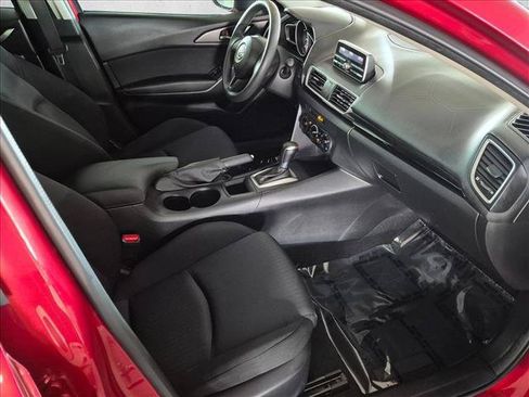 Used 2015 MAZDA MAZDA3 i SV FWD image 18