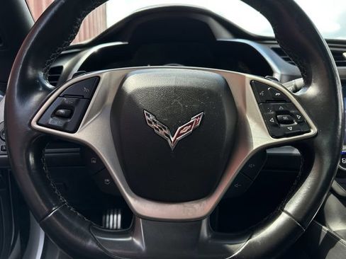Used 2018 Chevrolet Corvette Stingray Coupe w/ Carbon Flash Badge Package RWD image 17