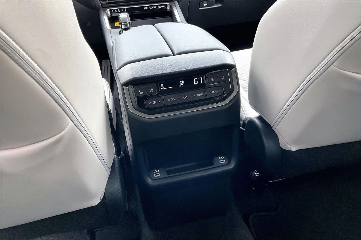 Certified 2026 Lexus TX 350 AWD w/ Technology Package image 10