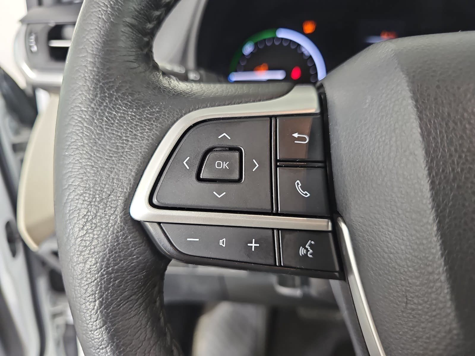 Used 2022 Toyota Sienna XLE FWD image 16