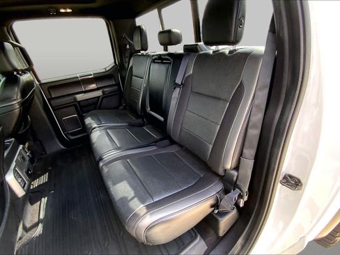 Used 2019 Ford F150 Raptor w/ Equipment Group 802A Luxury AWD/4WD image 21