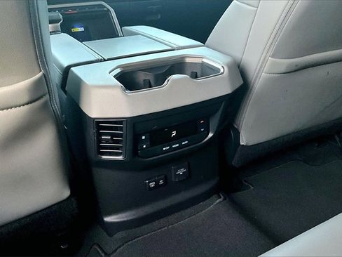 Used 2023 Toyota Sequoia Limited image 10