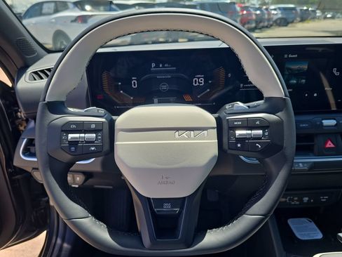 New 2026 Kia K4 EX FWD image 28